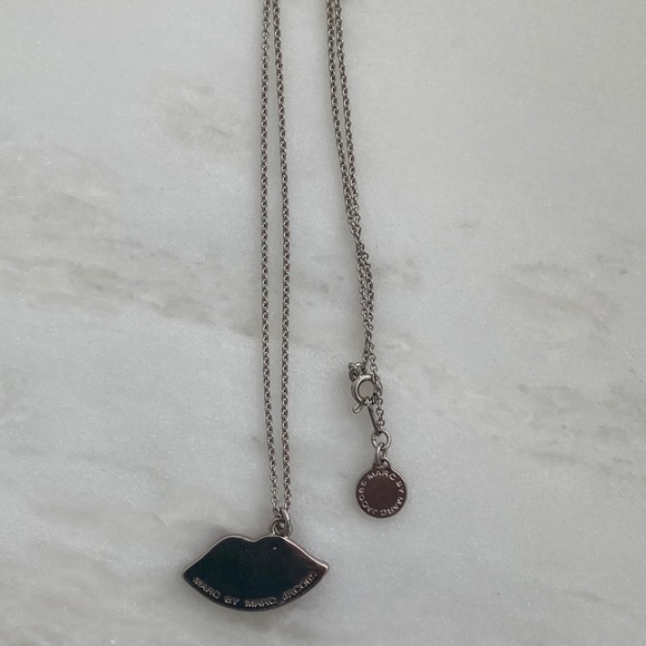 Marc Jacobs Red Lips Necklace 💋 - Picture 3 of 5